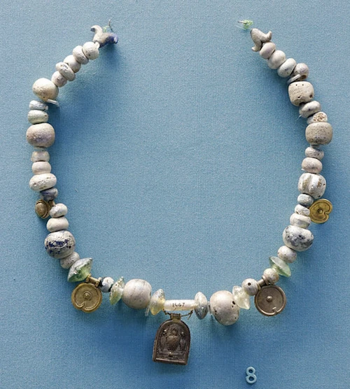 Любовь Клеопатры и другие интересные факты о бисере