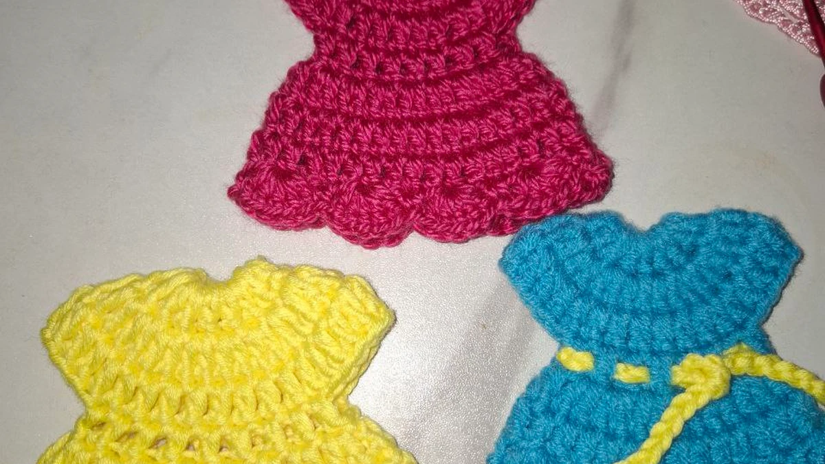 Яркое мини-платьице 🔑